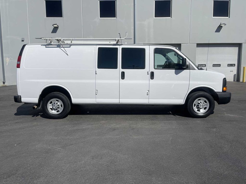 2016 Chevrolet Express 3500