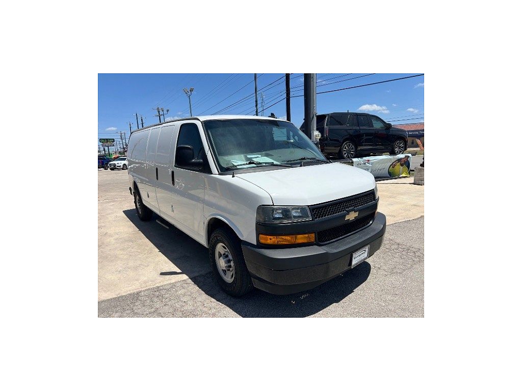 2020 Chevrolet Express 3500