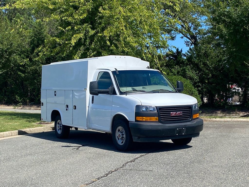 2021 GMC Savana 3500