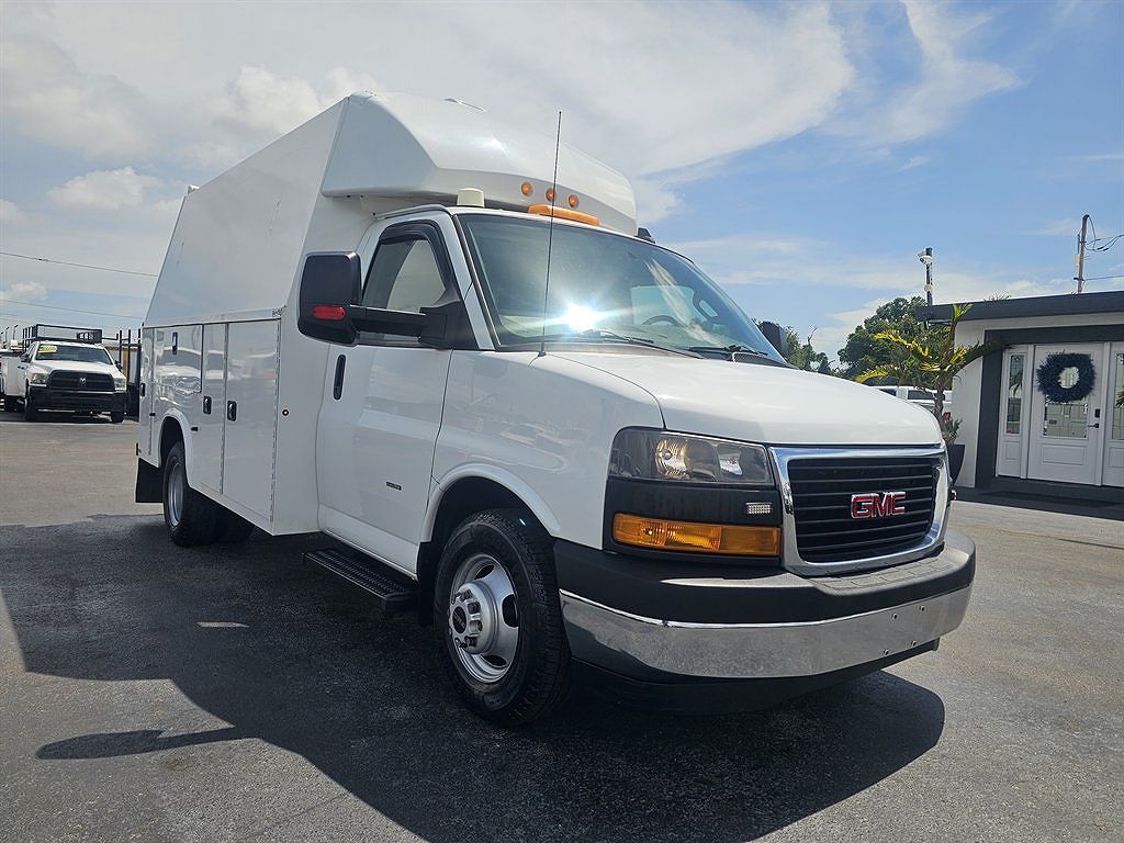 2018 GMC Savana 3500