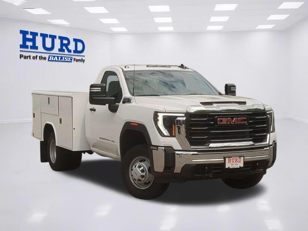 2025 GMC Sierra 3500 Pro