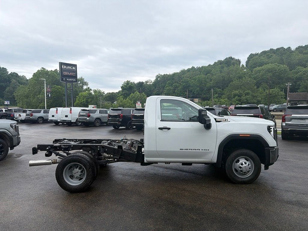 2026 GMC Sierra 3500 HD Pro DRW