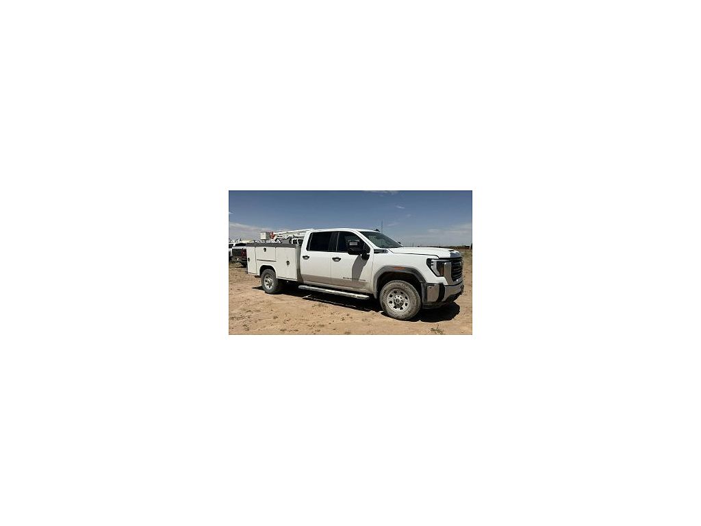 2024 GMC Sierra 3500HD Pro