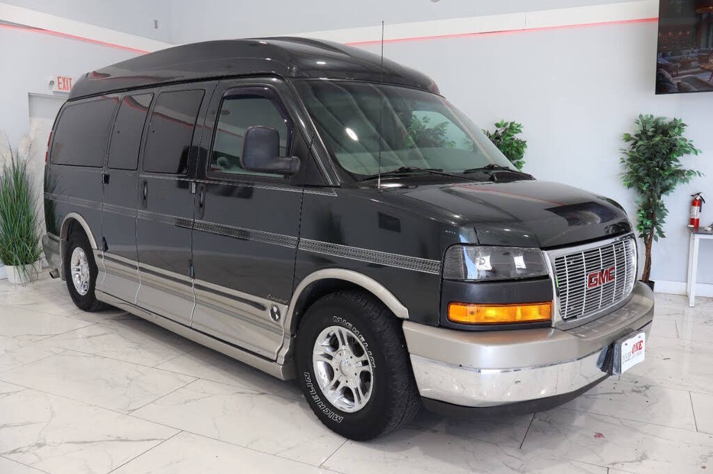 2004 GMC Savana 1500 3dr Cargo 135 in. WB