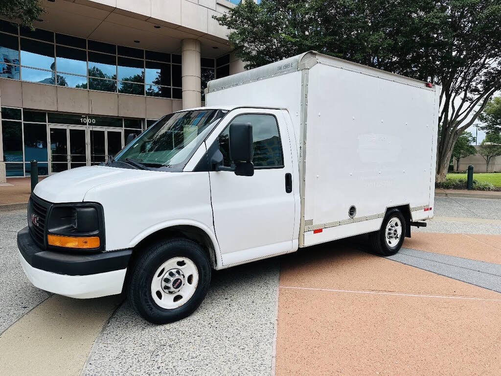 2013 GMC Savana 3500 2dr Commercial/Cutaway/Chassis 139 in. WB