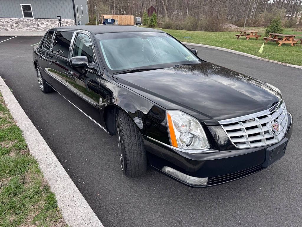 2011 Cadillac DTS Professional