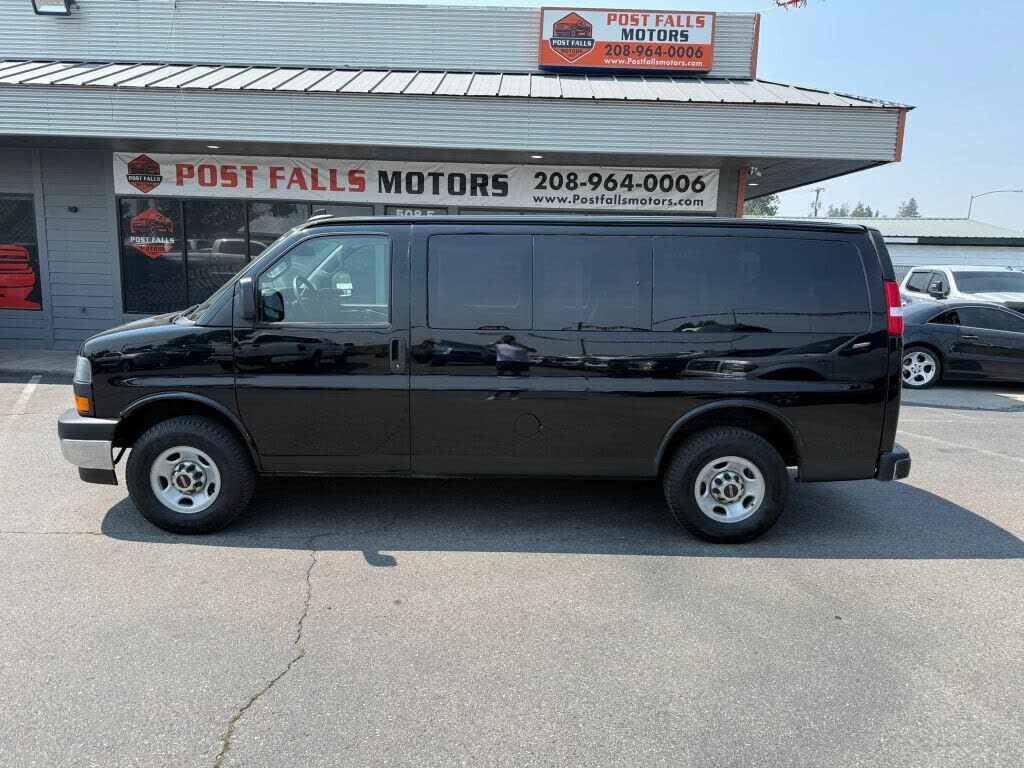 2024 GMC Savana LT 2500