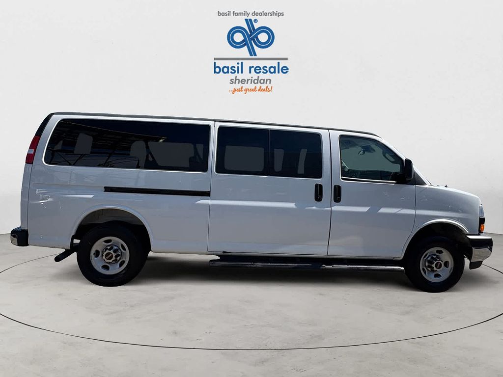 2025 GMC Savana LT 3500