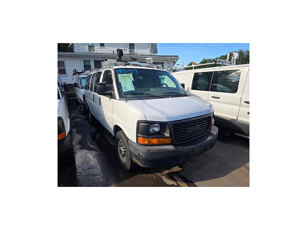 2010 GMC Savana LS 3500