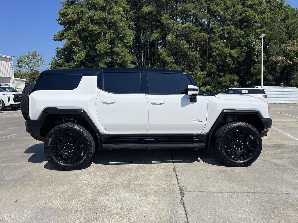 2025 GMC Hummer EV SUV 2X