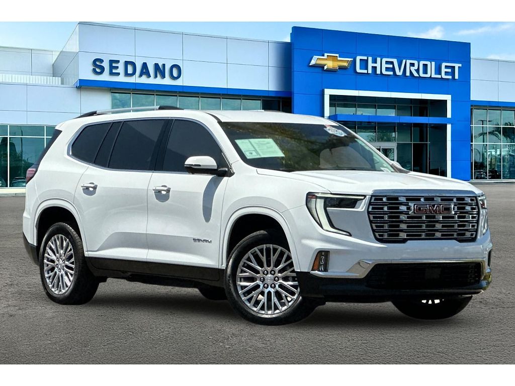 2024 GMC Acadia Denali