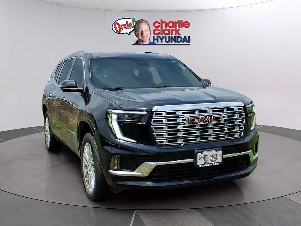 2024 GMC Acadia Denali