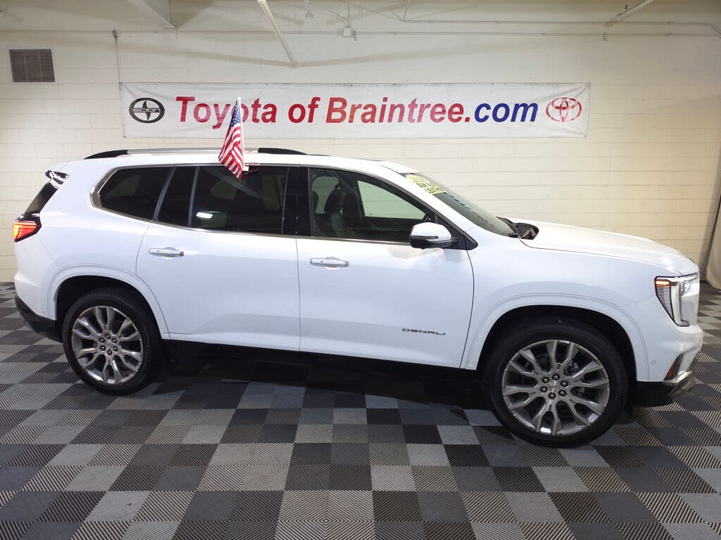 2026 GMC Acadia Denali