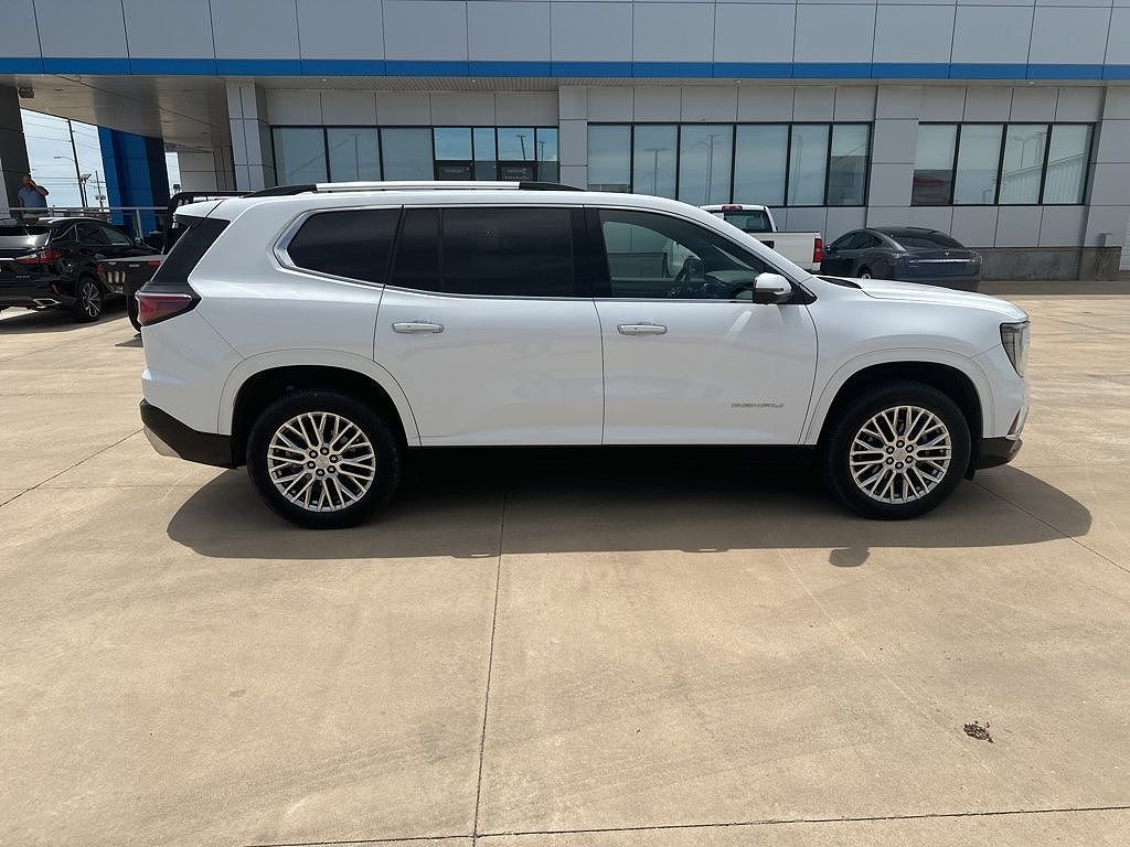 2025 GMC Acadia Denali
