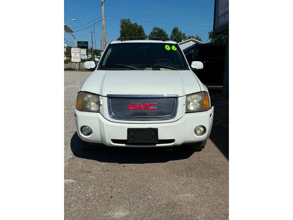 2005 GMC Envoy Denali