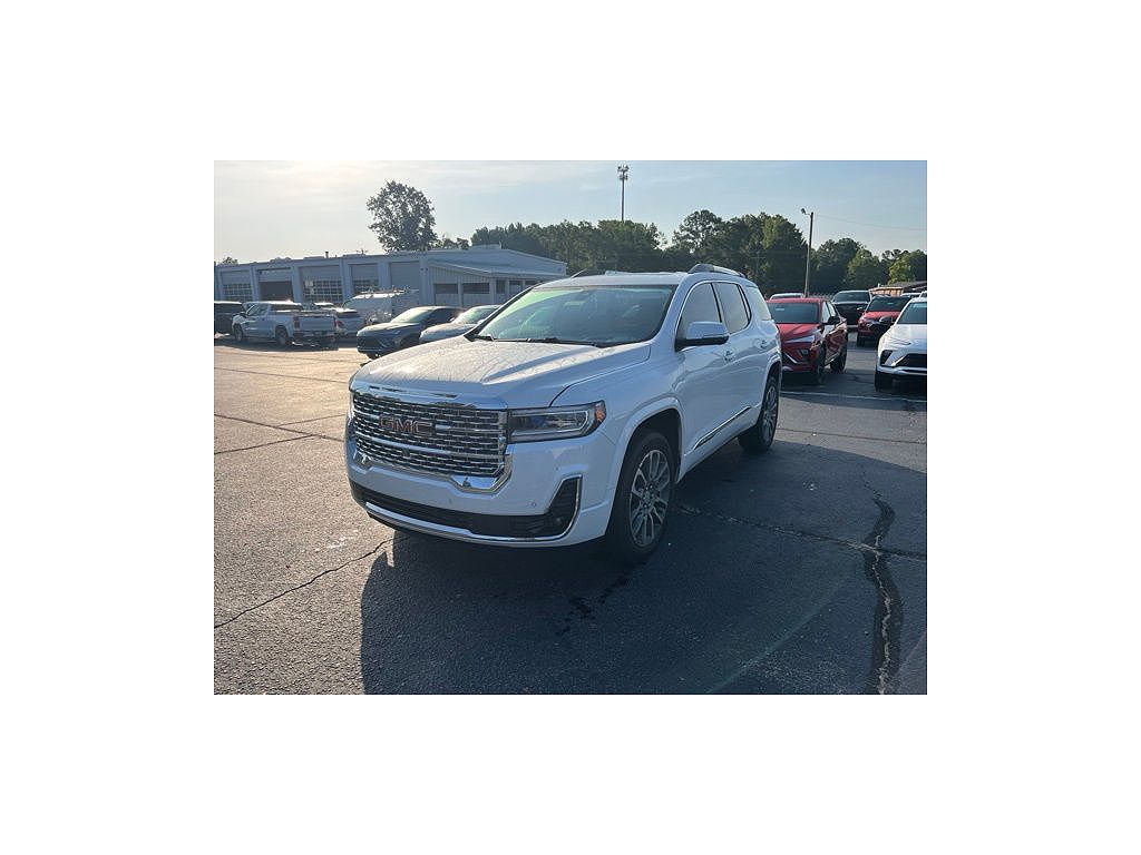 2023 GMC Acadia Denali