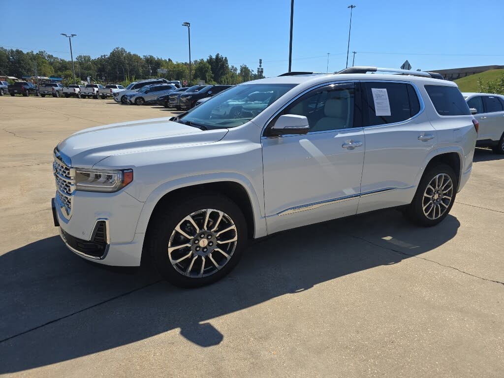 2022 GMC Acadia Denali