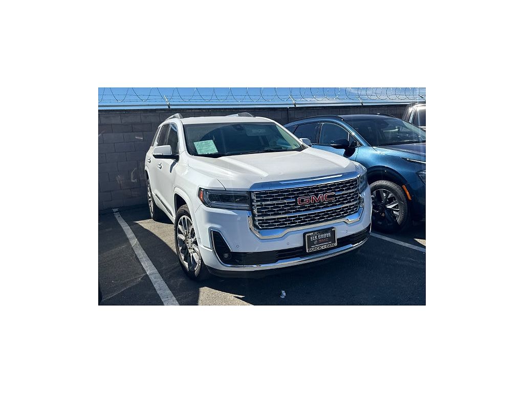 2023 GMC Acadia Denali