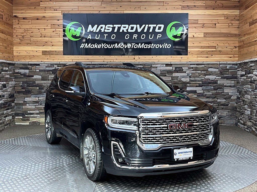 2022 GMC Acadia Denali