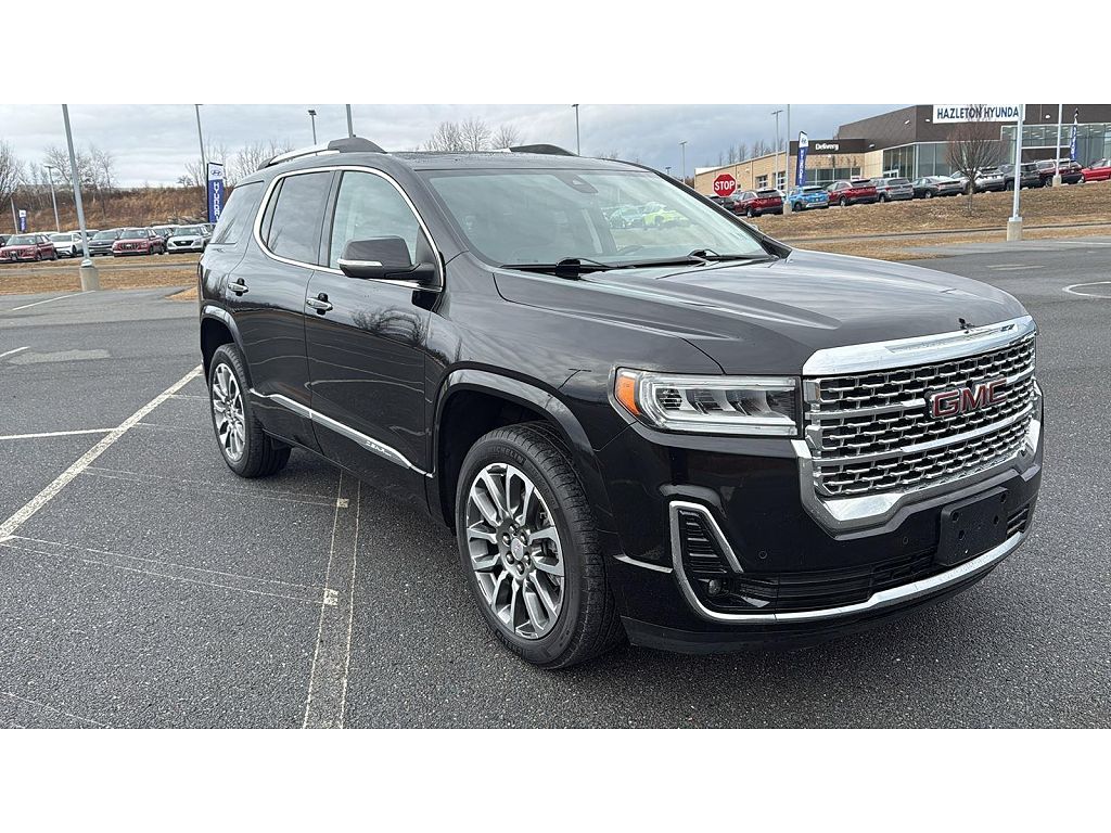 2022 GMC Acadia Denali