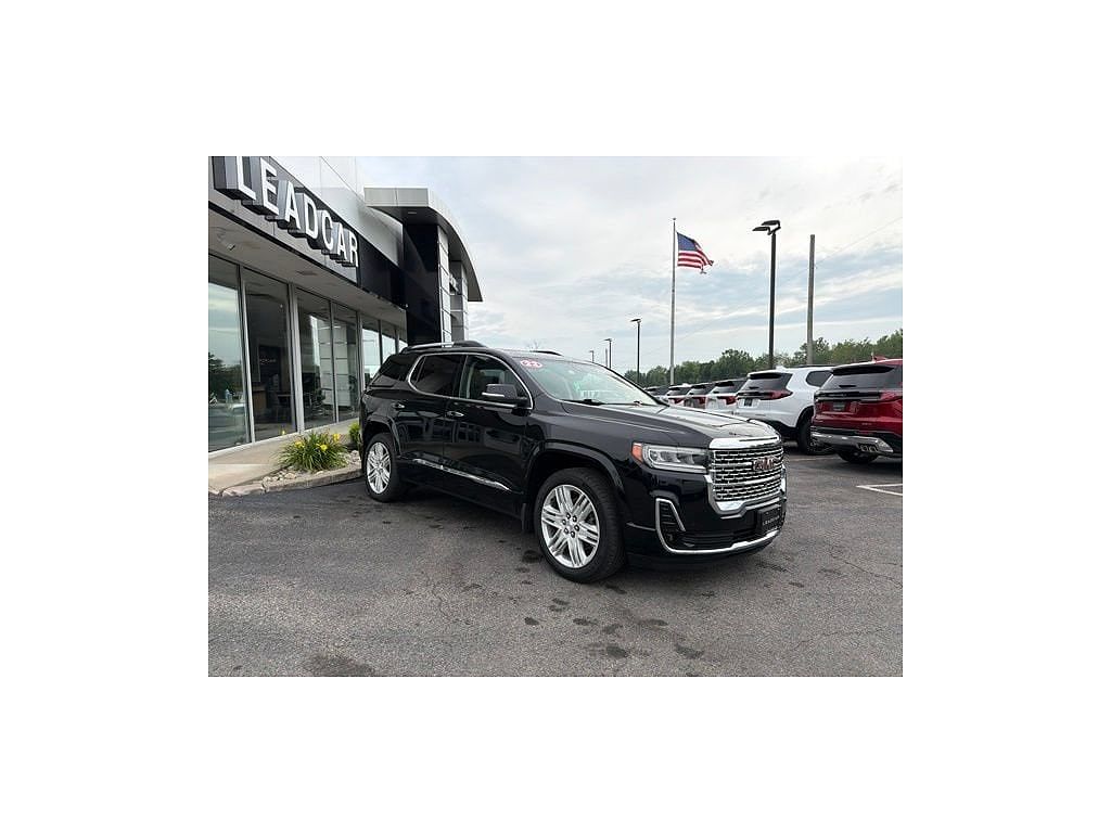 2022 GMC Acadia Denali