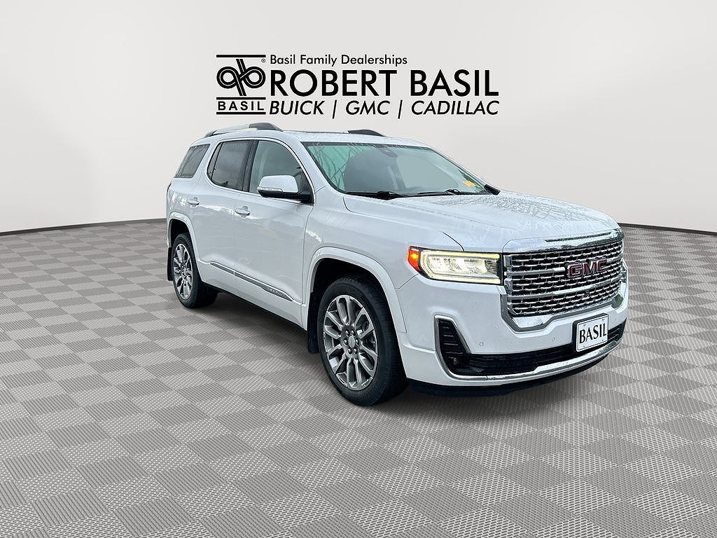 2023 GMC Acadia Denali