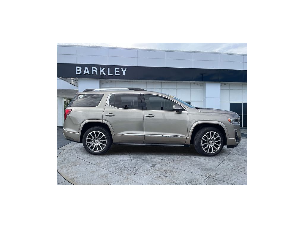 2022 GMC Acadia Denali