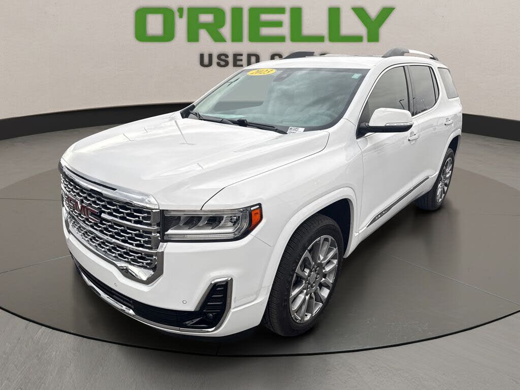 2023 GMC Acadia Denali