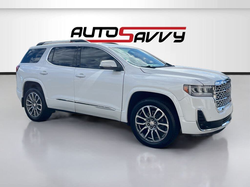 2023 GMC Acadia Denali