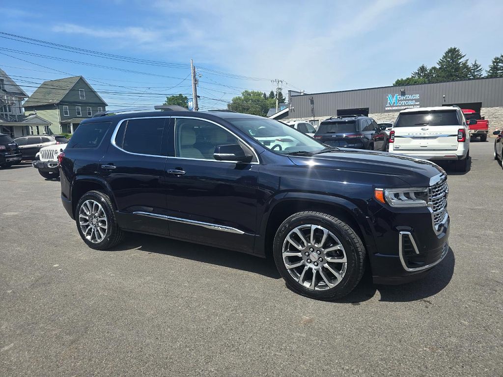 2022 GMC Acadia Denali