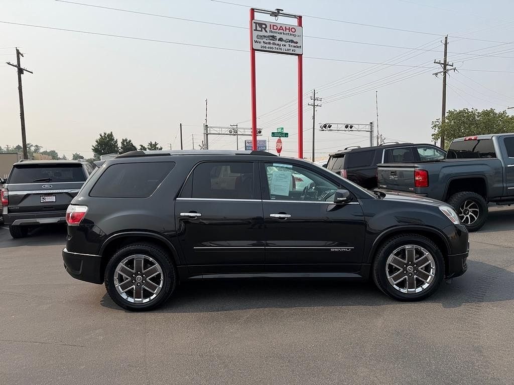 2011 GMC Acadia Denali