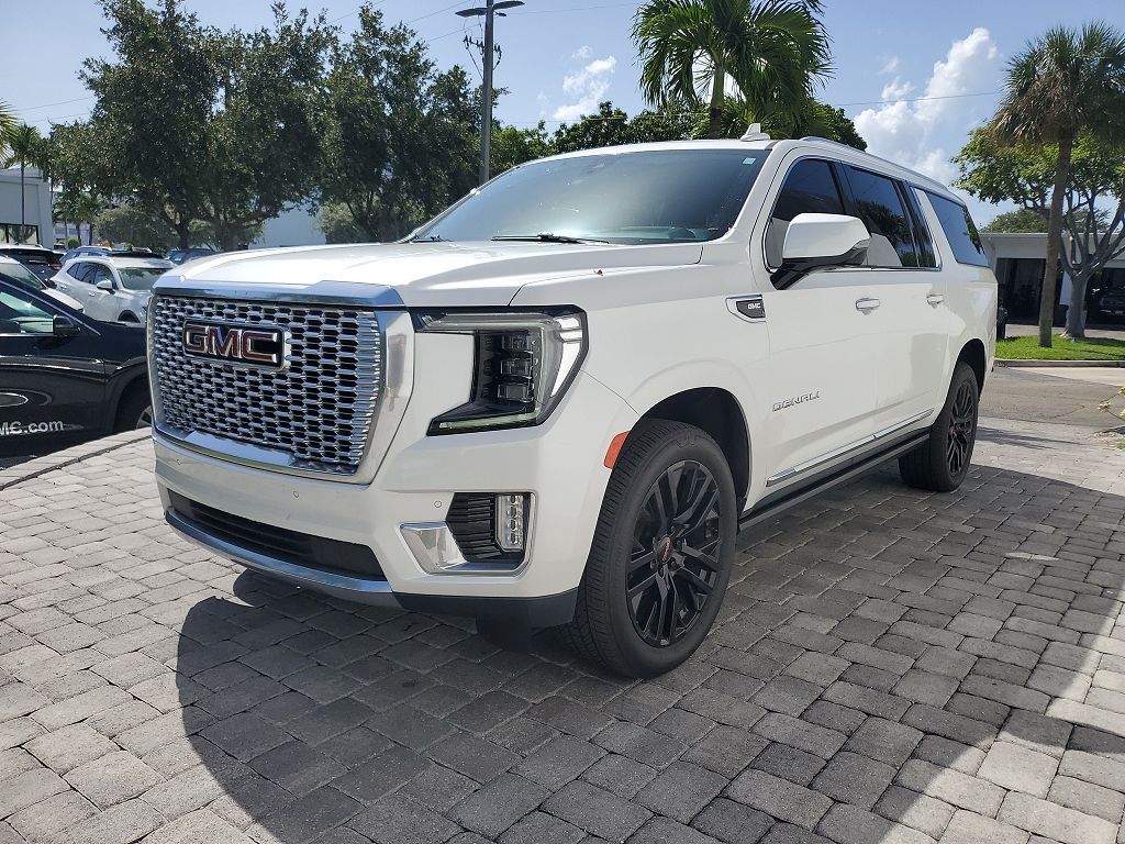 2022 GMC Yukon XL Denali
