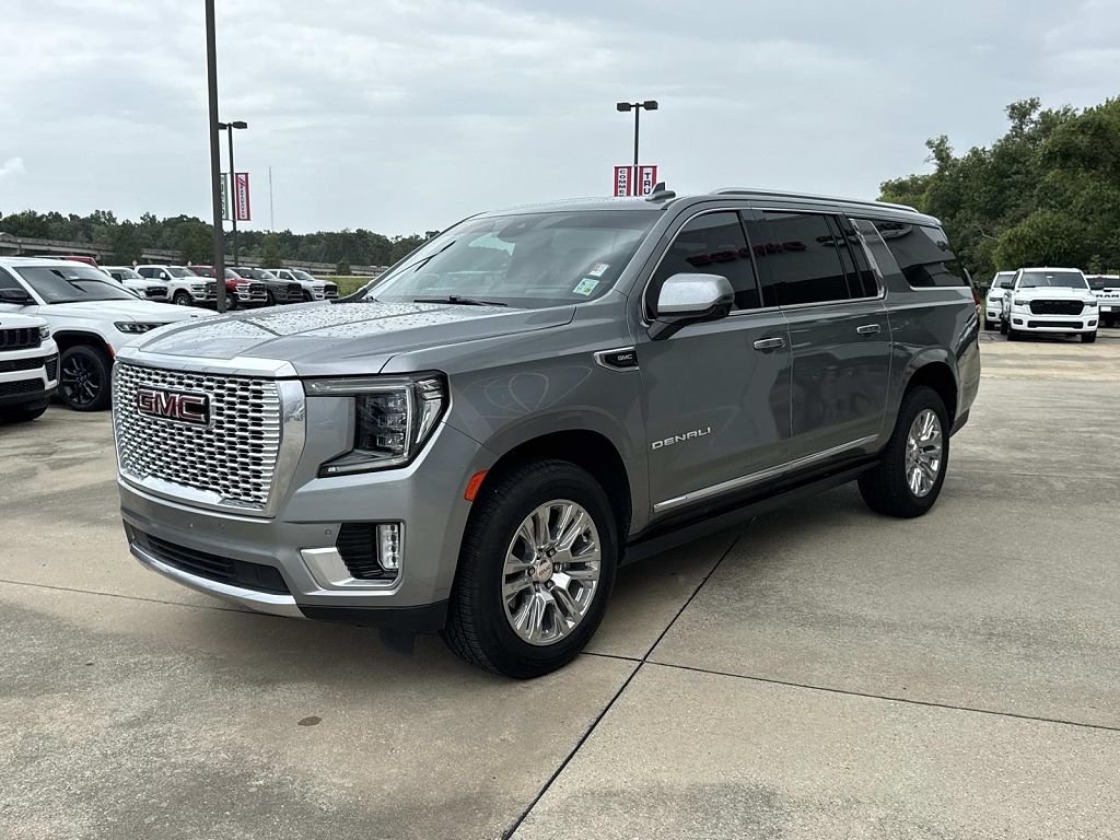 2023 GMC Yukon XL Denali