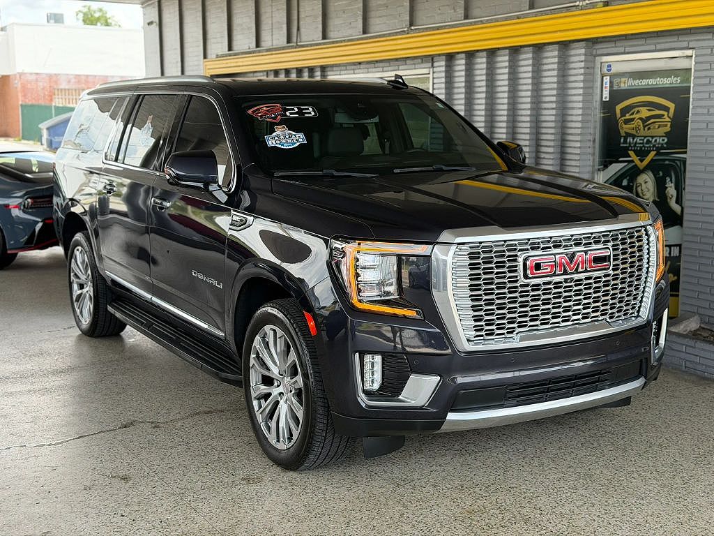 2023 GMC Yukon XL Denali