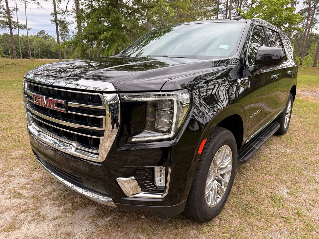 2023 GMC Yukon SLT