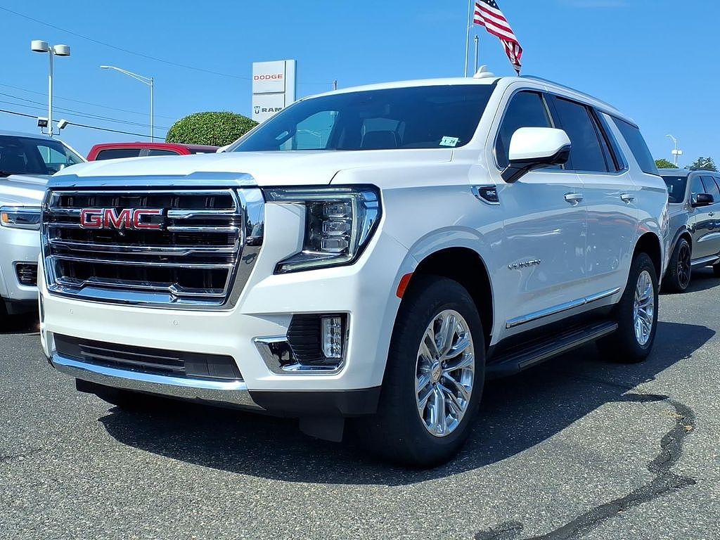 2023 GMC Yukon SLT