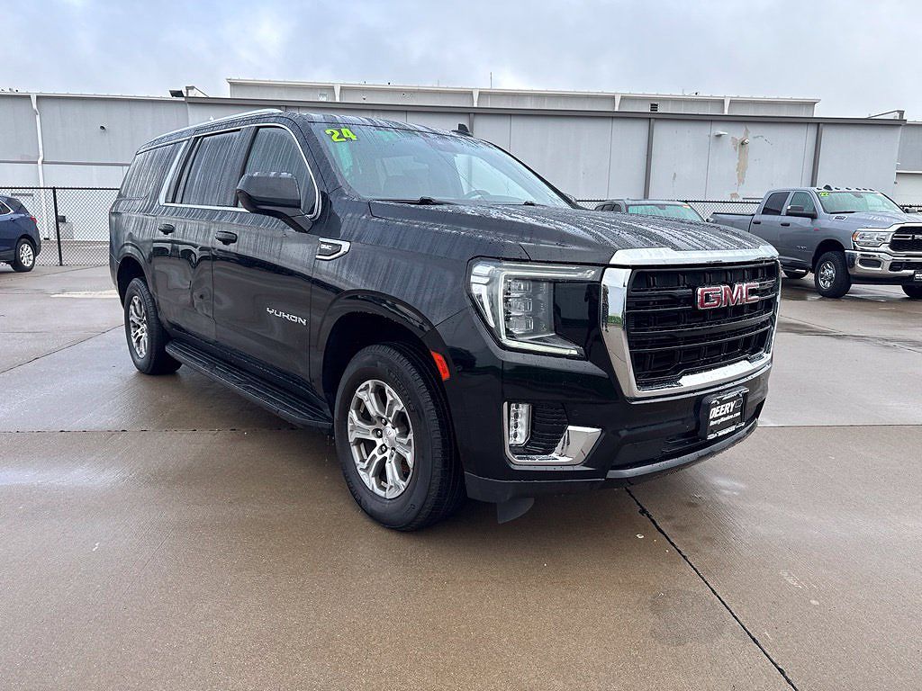 2024 GMC Yukon XL SLE