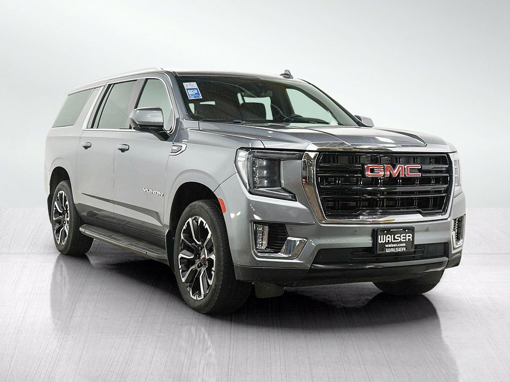 2022 GMC Yukon XL SLE