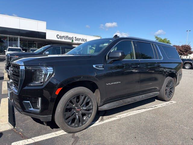 2024 GMC Yukon XL SLE