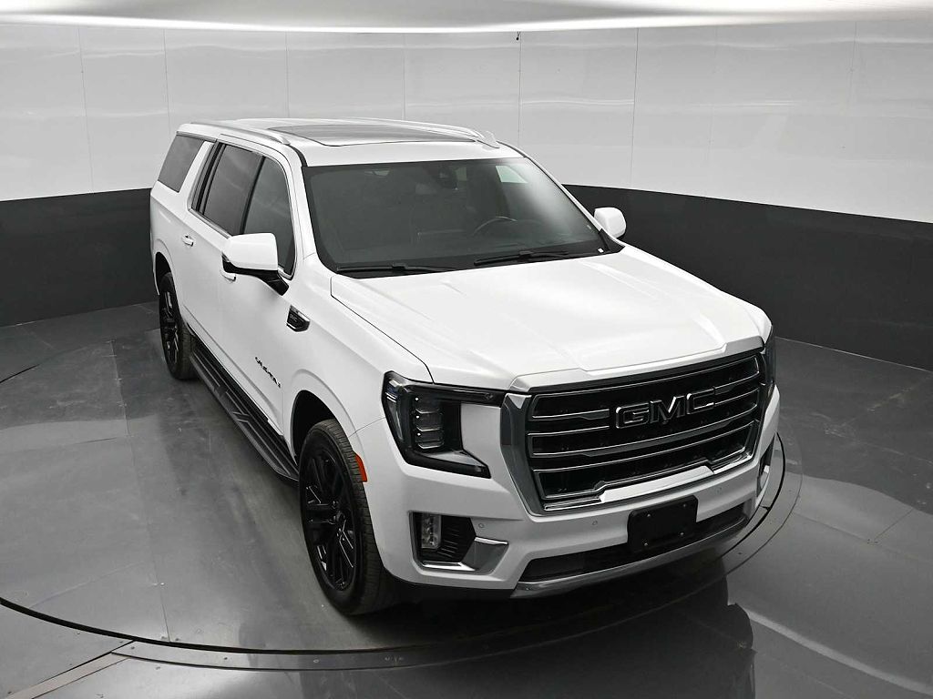 2022 GMC Yukon XL SLT