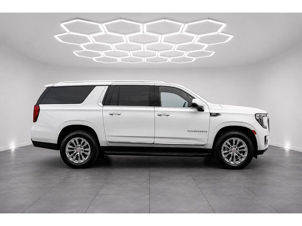 2021 GMC Yukon XL SLT