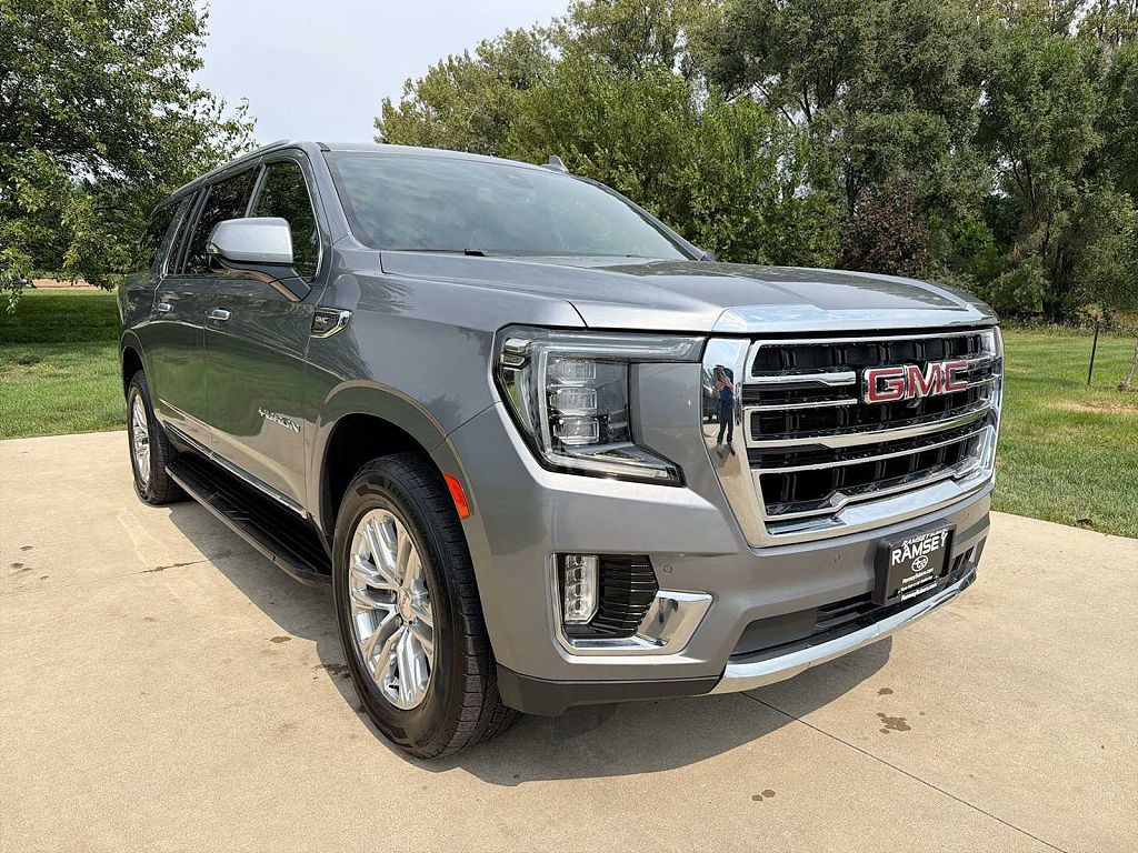 2022 GMC Yukon XL SLT