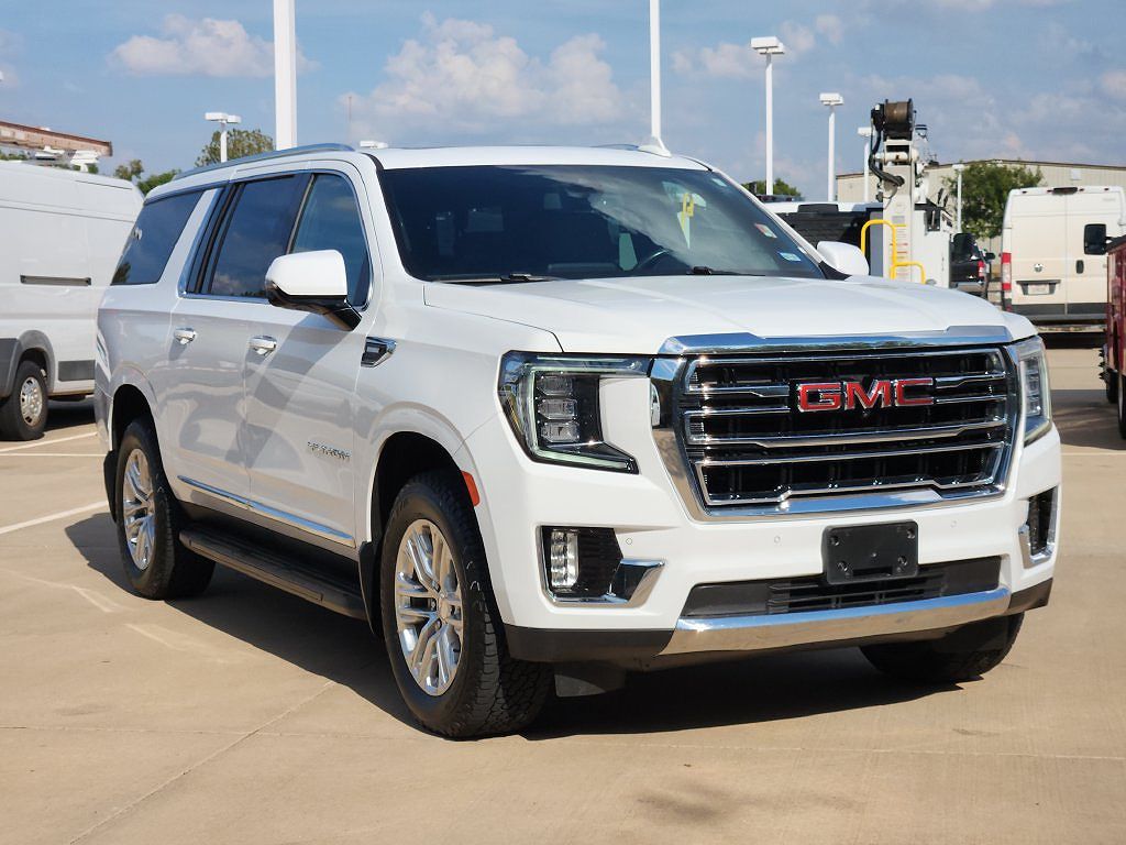 2022 GMC Yukon XL SLT