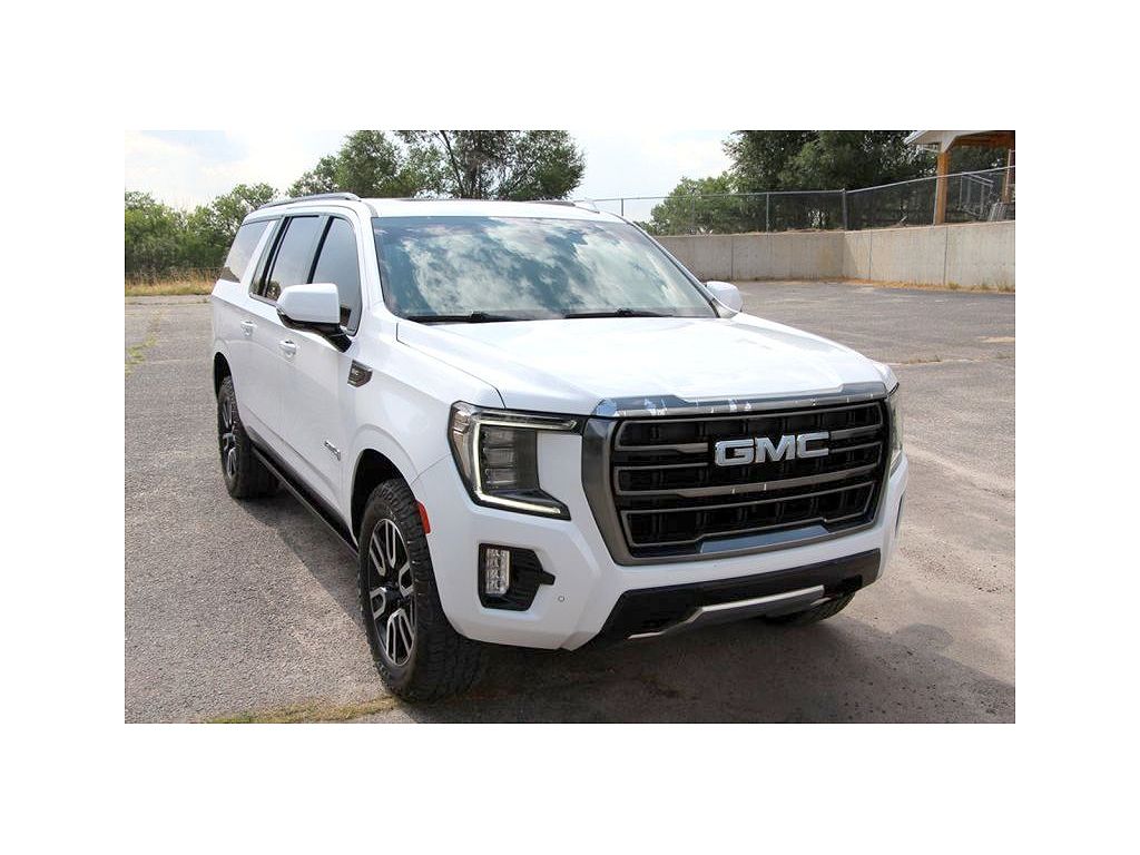 2022 GMC Yukon XL AT4