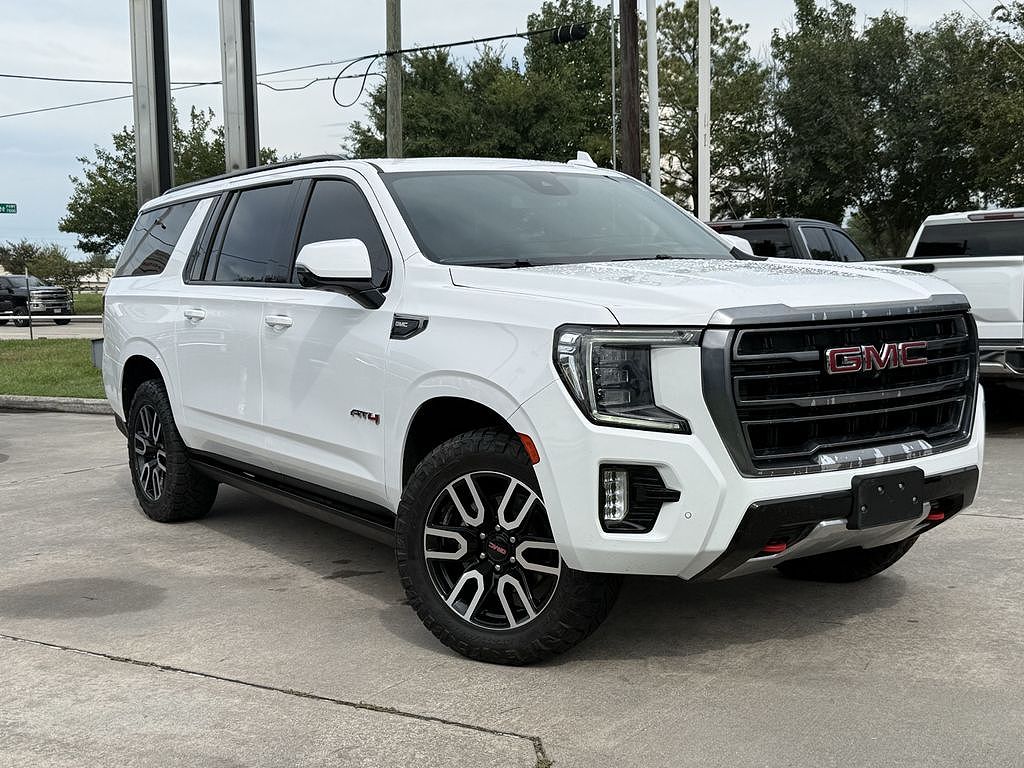 2023 GMC Yukon XL AT4