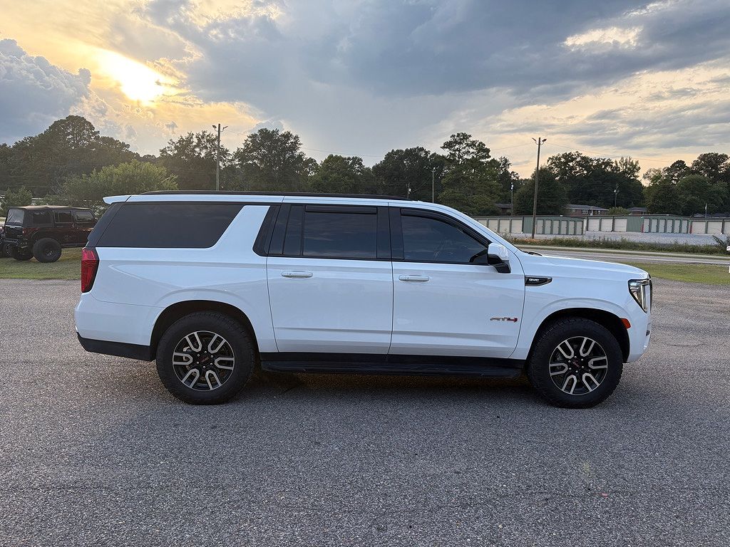 2024 GMC Yukon XL AT4