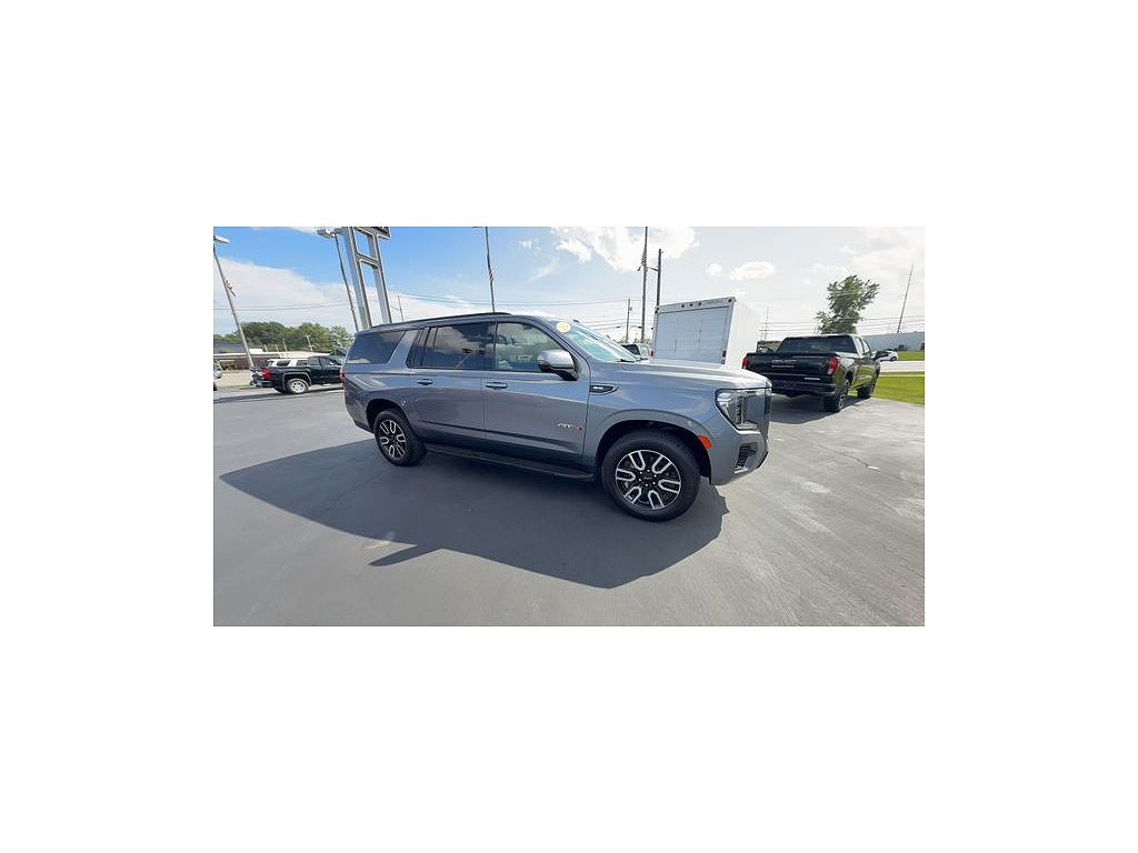 2022 GMC Yukon XL AT4