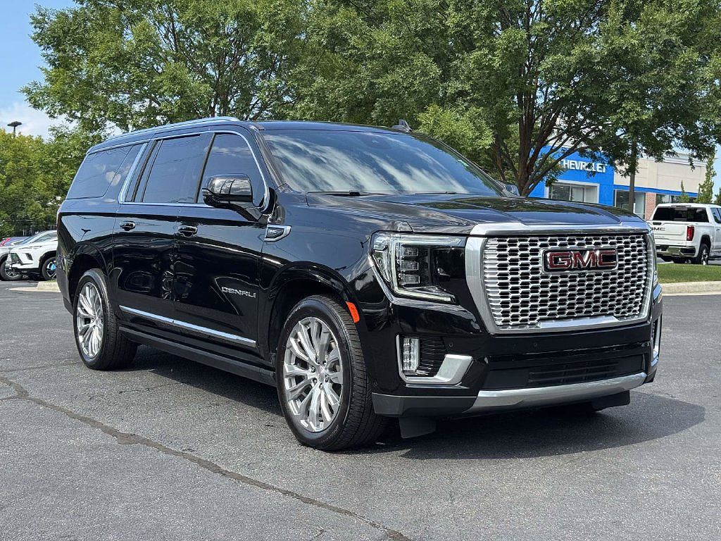 2023 GMC Yukon XL Denali