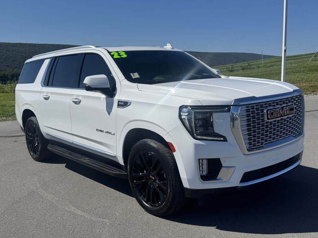 2023 GMC Yukon XL Denali