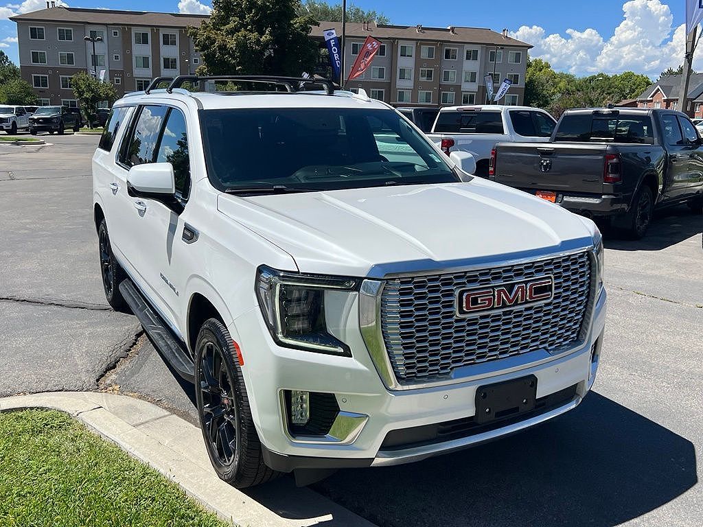 2023 GMC Yukon XL Denali